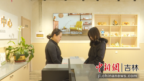 �οͷ���(w��)�������ڽӴ��ο��������hί������/���D