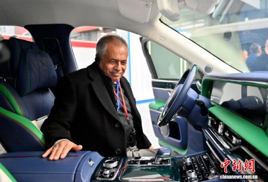 12��16���������L��������F(tu��n)�ɆT�w�(y��n)�Ї���܇�������� �z